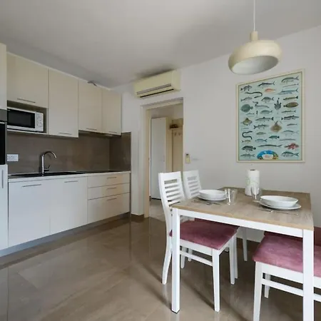 Apartman Yasmin By Briskva