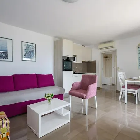 Yasmin Apartament *