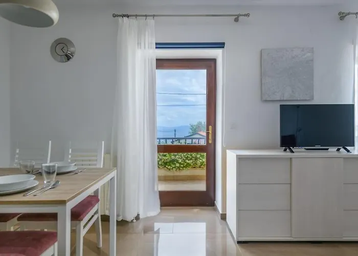 Yasmin By Briskva Апартаменты *